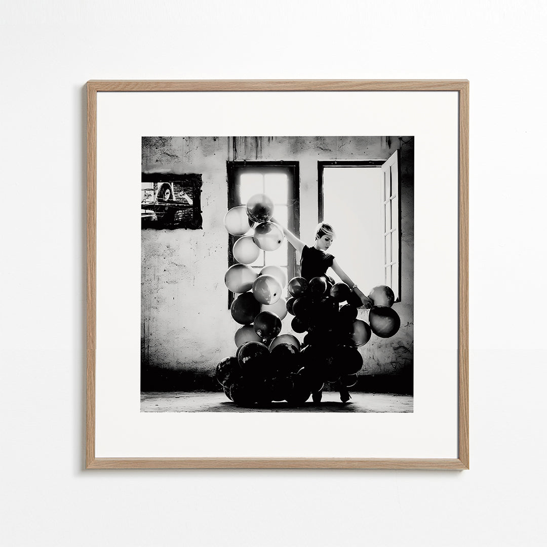 Dancing with loneliness - Yugie Potret