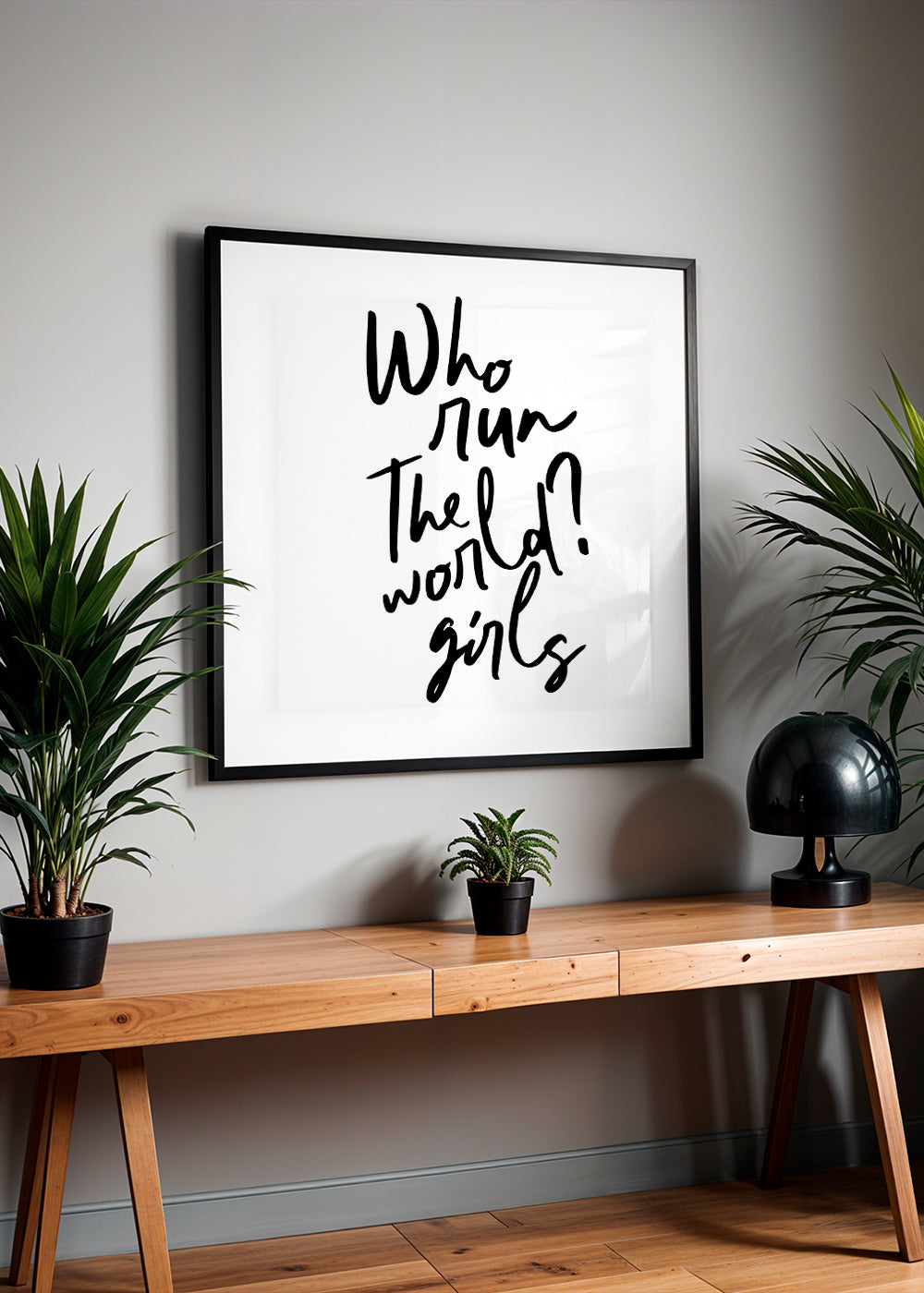 Who Run The World Girls - Square