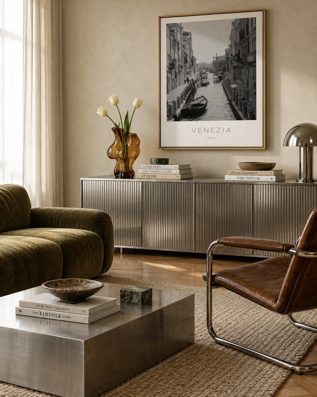 Venezia canal - Framed canvas in an interior