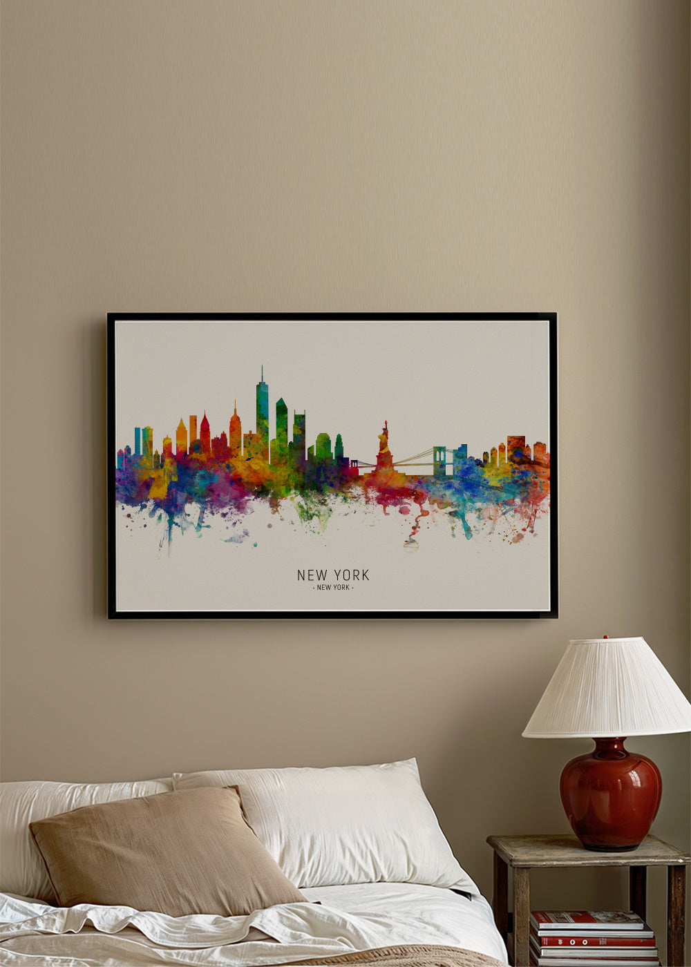 New York Skyline multicolor - Framed poster in an interior