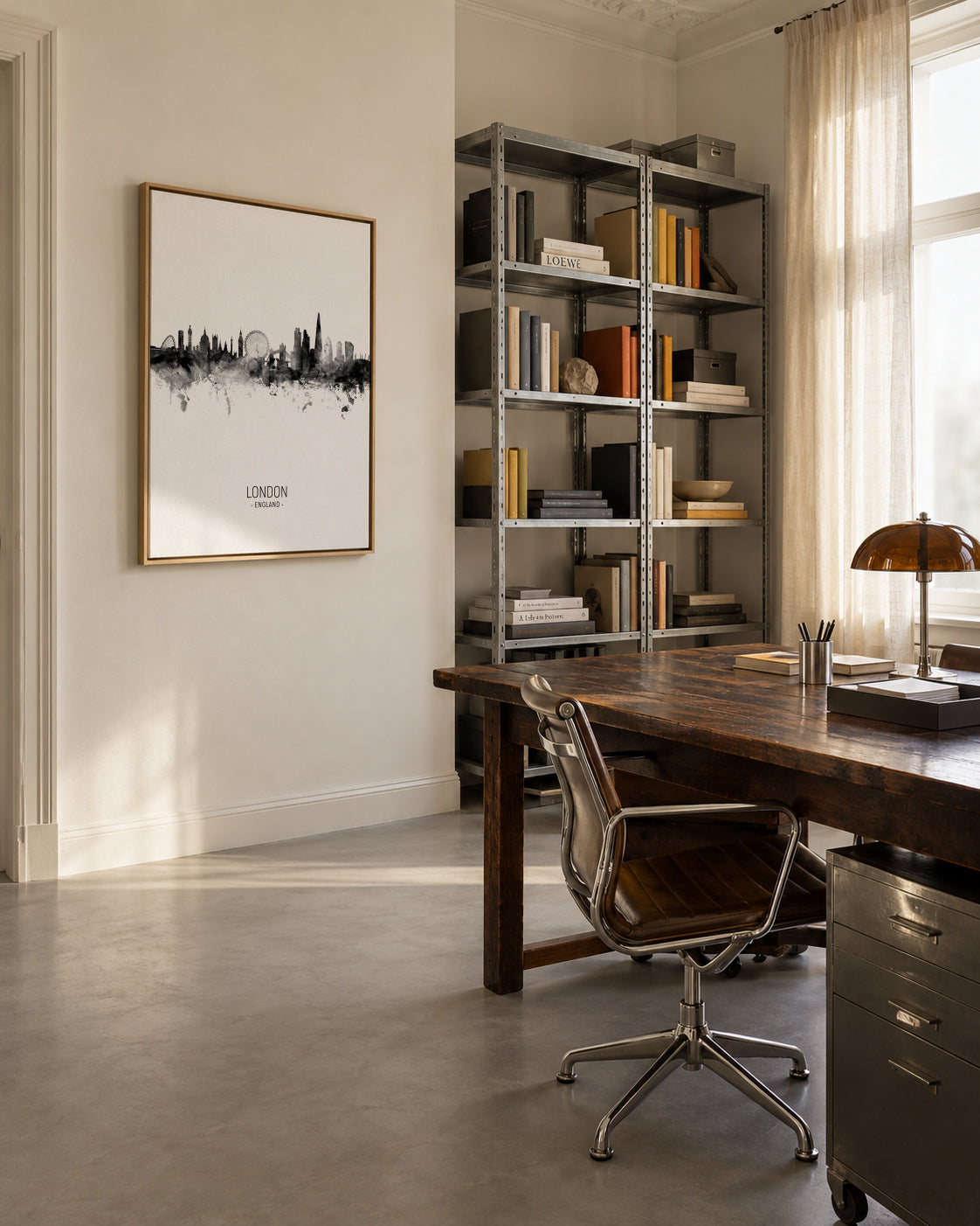 London Skyline en blanco y negro - Framed canvas in an interior