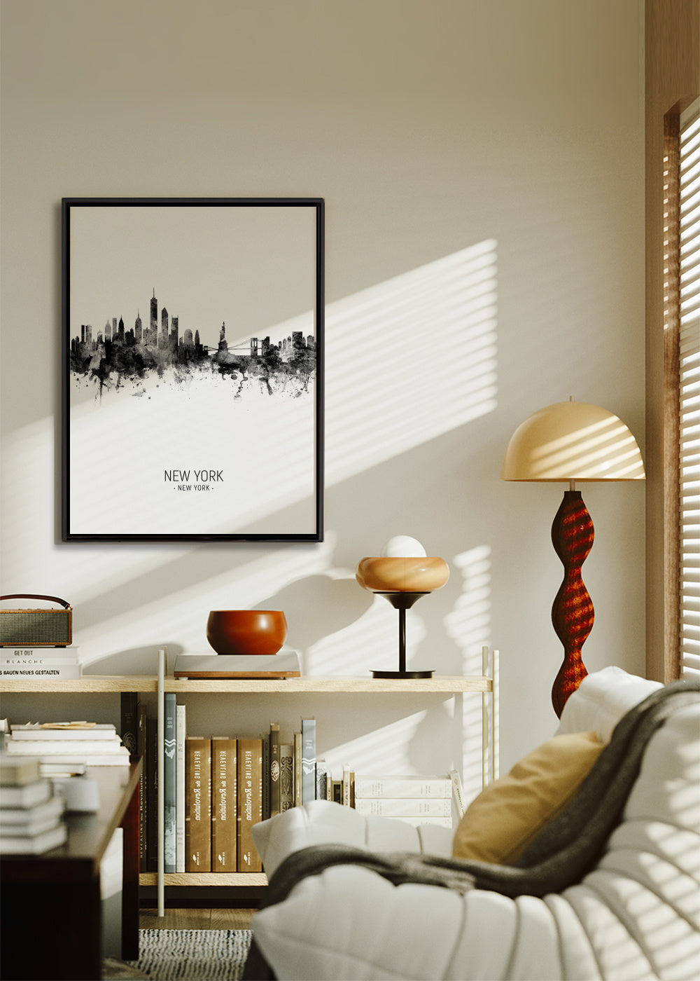 New York Skyline en blanco y negro - Framed canvas in an interior