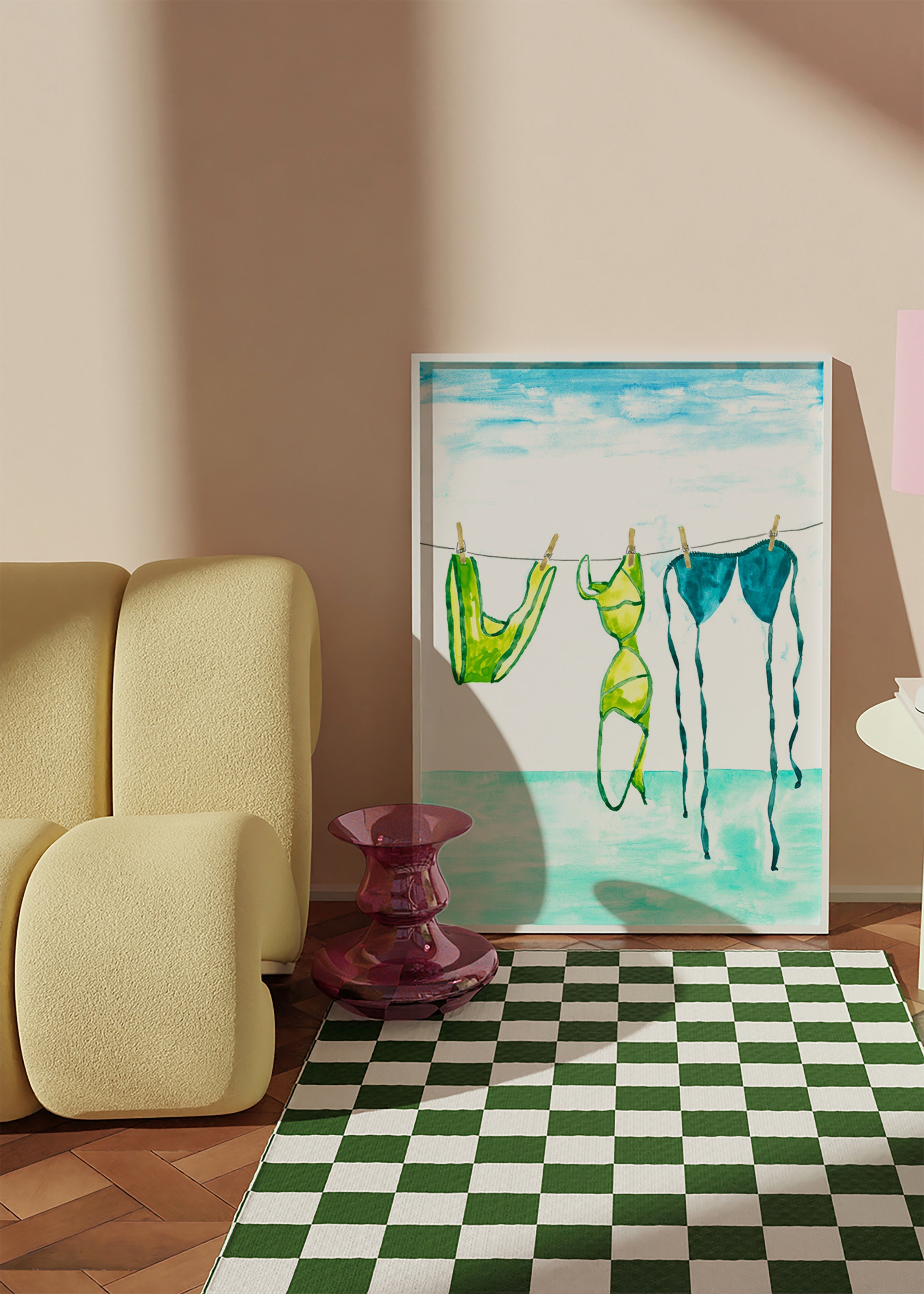Illustrazione di costumi appesi in spiaggia