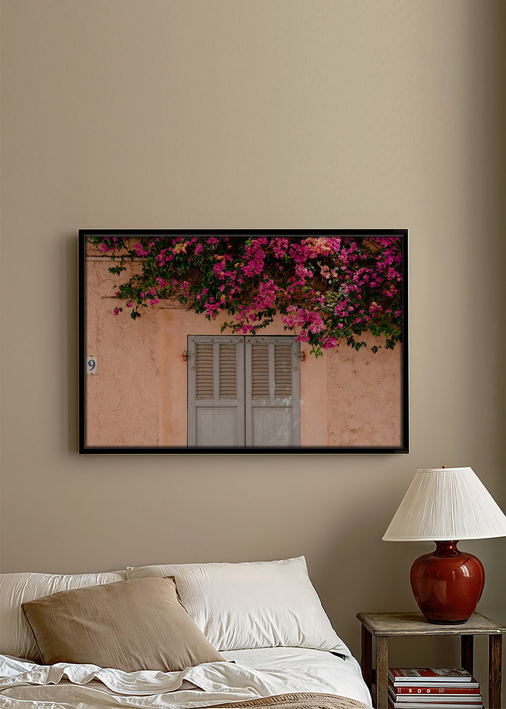 Stampa botanica: buganville sulla porta antica – Canvas1