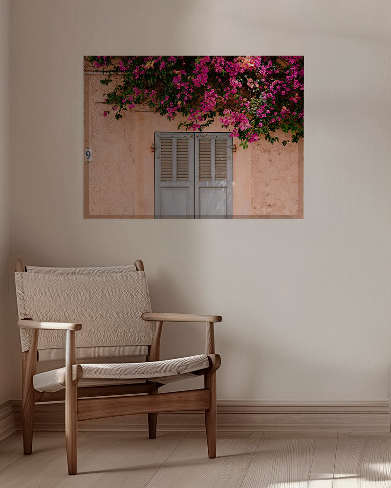 Stampa botanica: buganville sulla porta antica – Canvas