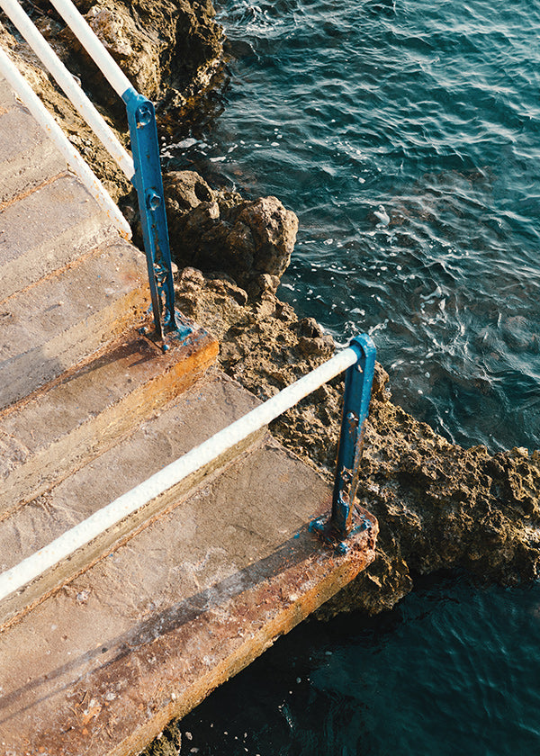 Arte paesaggistica: scala sul mare