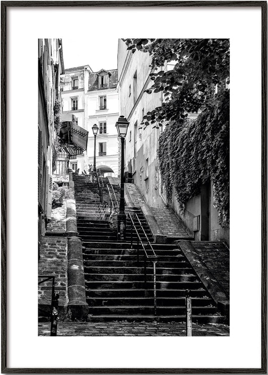 Black Montmartre - Paris Step by Step