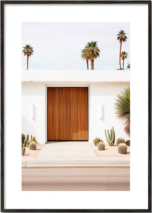 Fotografia architettonica con porta a lamelle – Black Frame