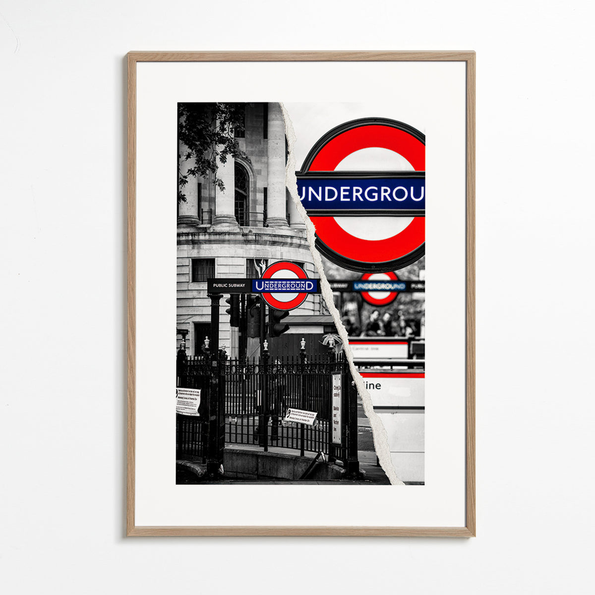 Quadro città con insegna Underground di Londra – Oak Frame