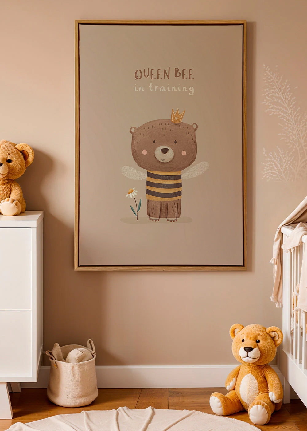 Stampa per bambini orso vestito da regina ape