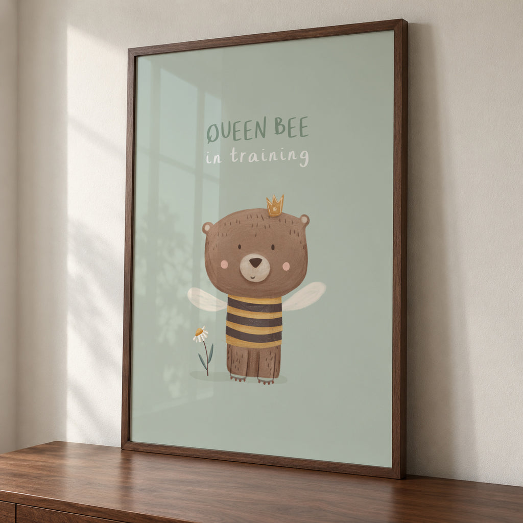 Queen bee sage green - Framed poster detail