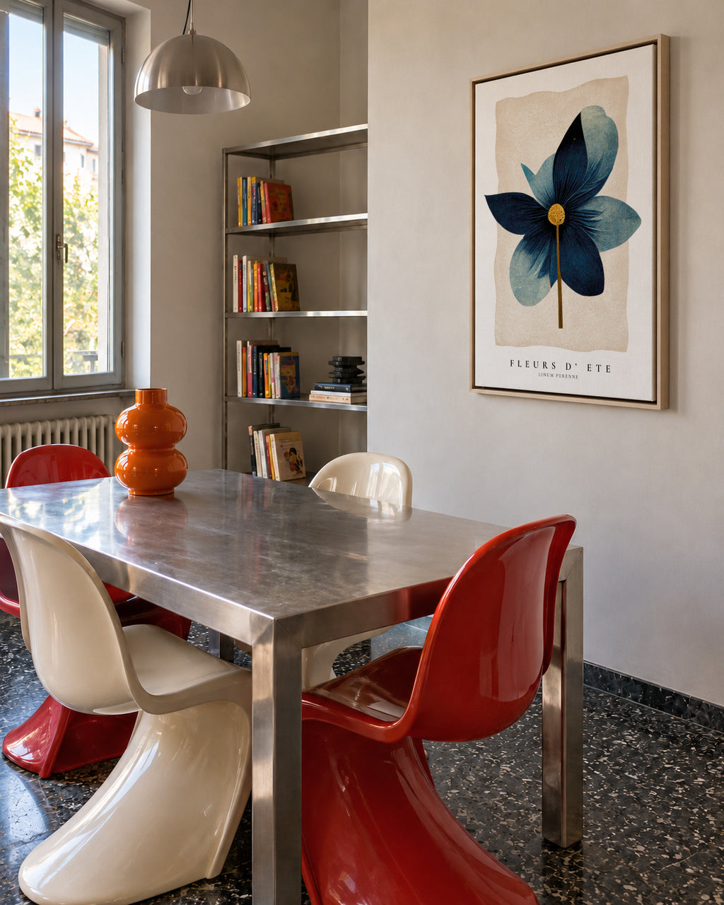 Summer flowers (fleurs d'été ) I - Framed canvas in an interior