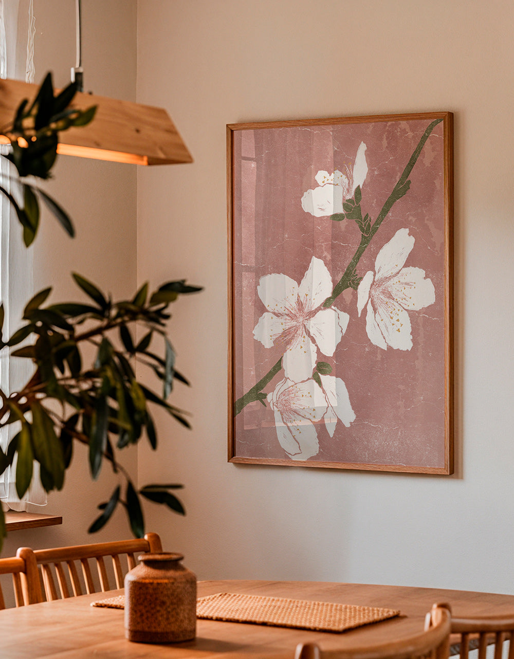 Lámina botánica con flor sobre fondo rosa – Product2