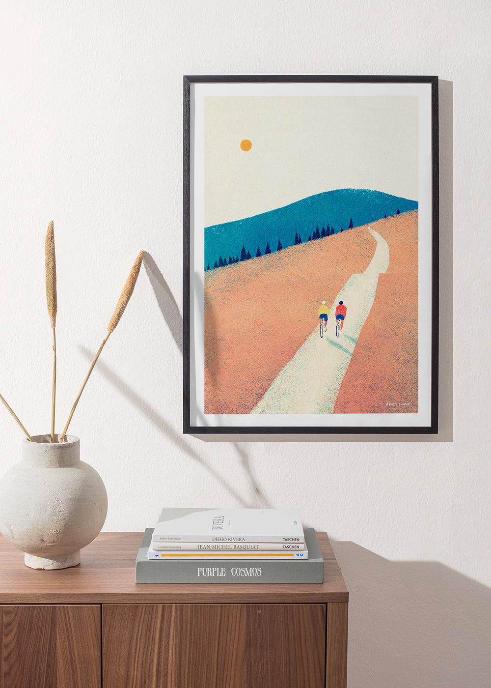 Arte da cucina con due ciclisti su sentiero assolato – Product1
