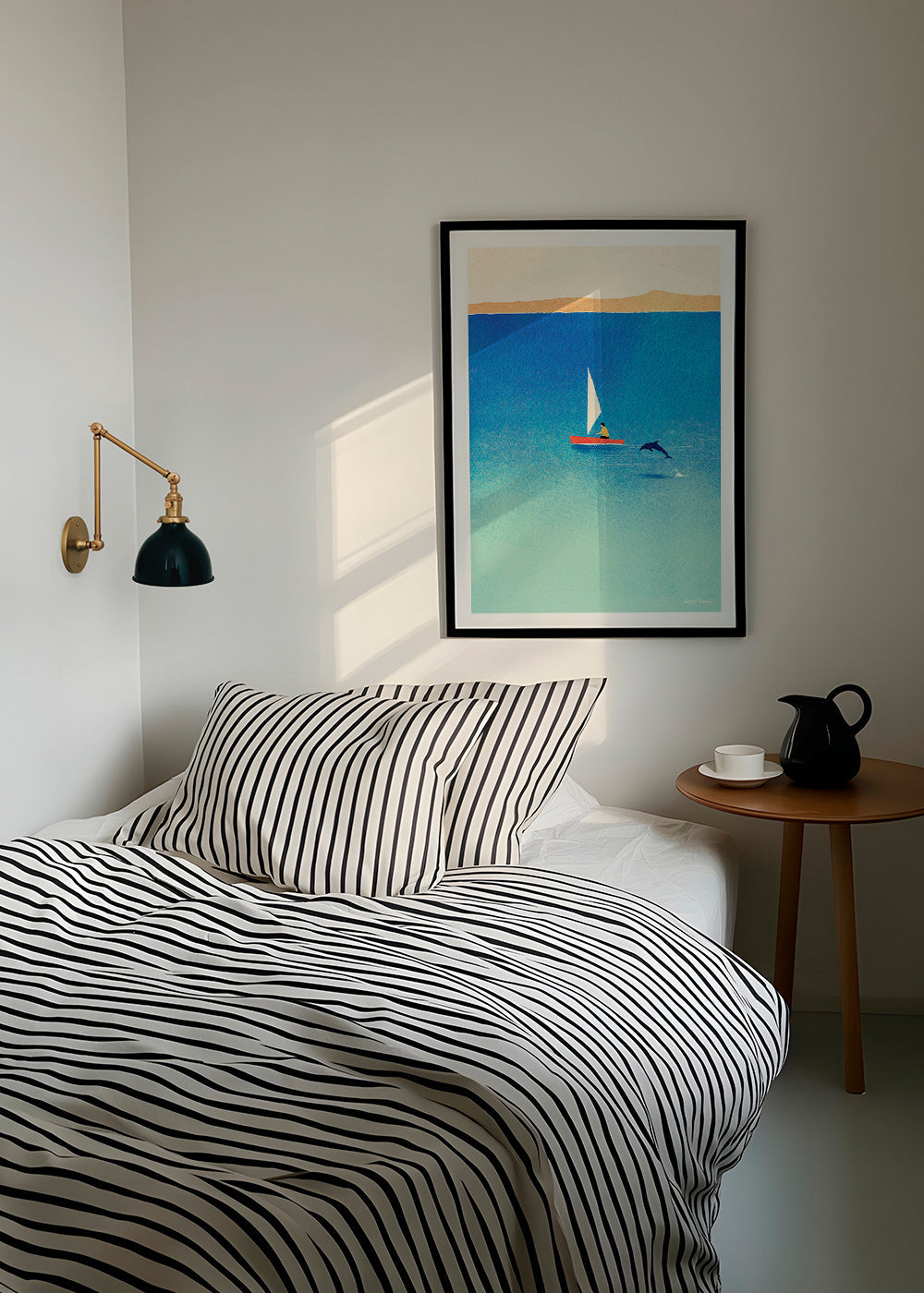 Opera con delfino e veliero in mare blu – Product2