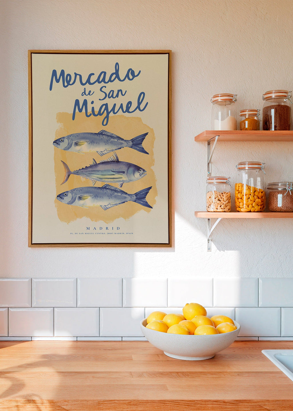 Arte da cucina Mercado de San Miguel con pesci blu