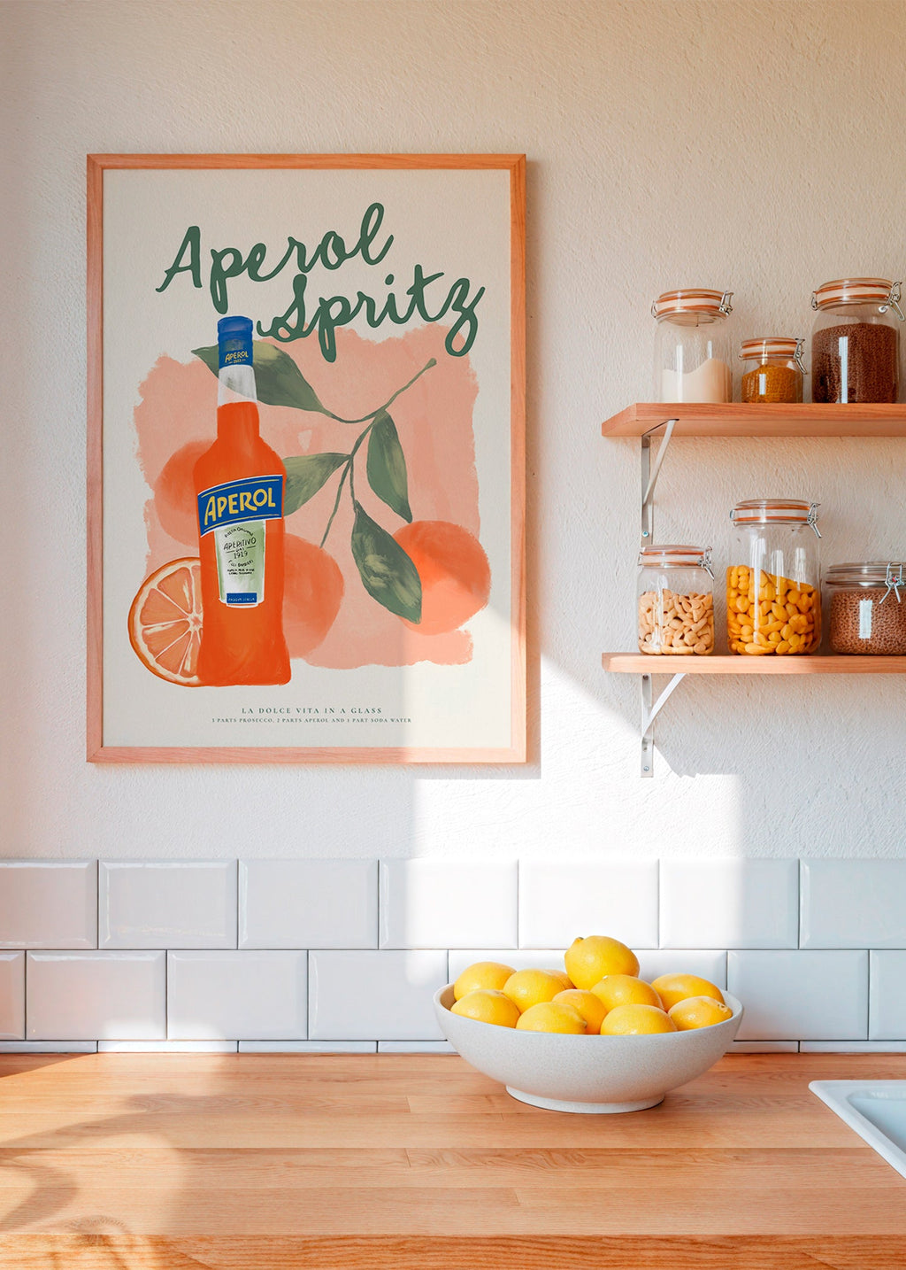 Arte da cucina Aperol Spritz bottiglia e arance
