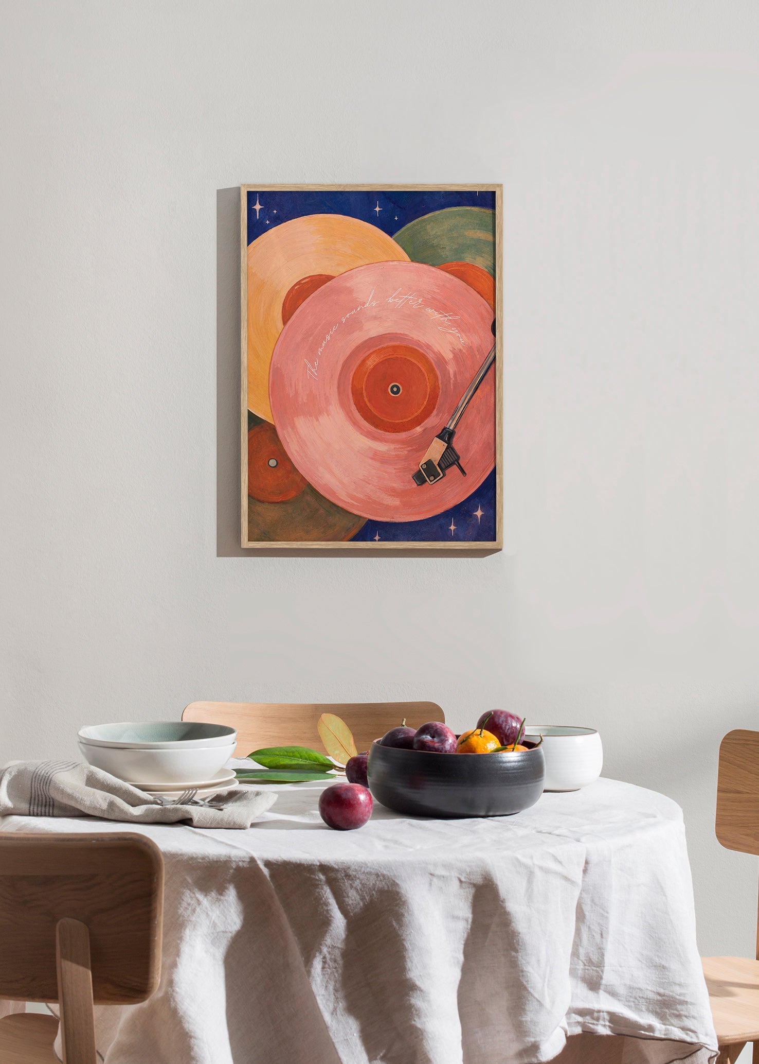 Illustrazione vinile rosa con braccio del giradischi