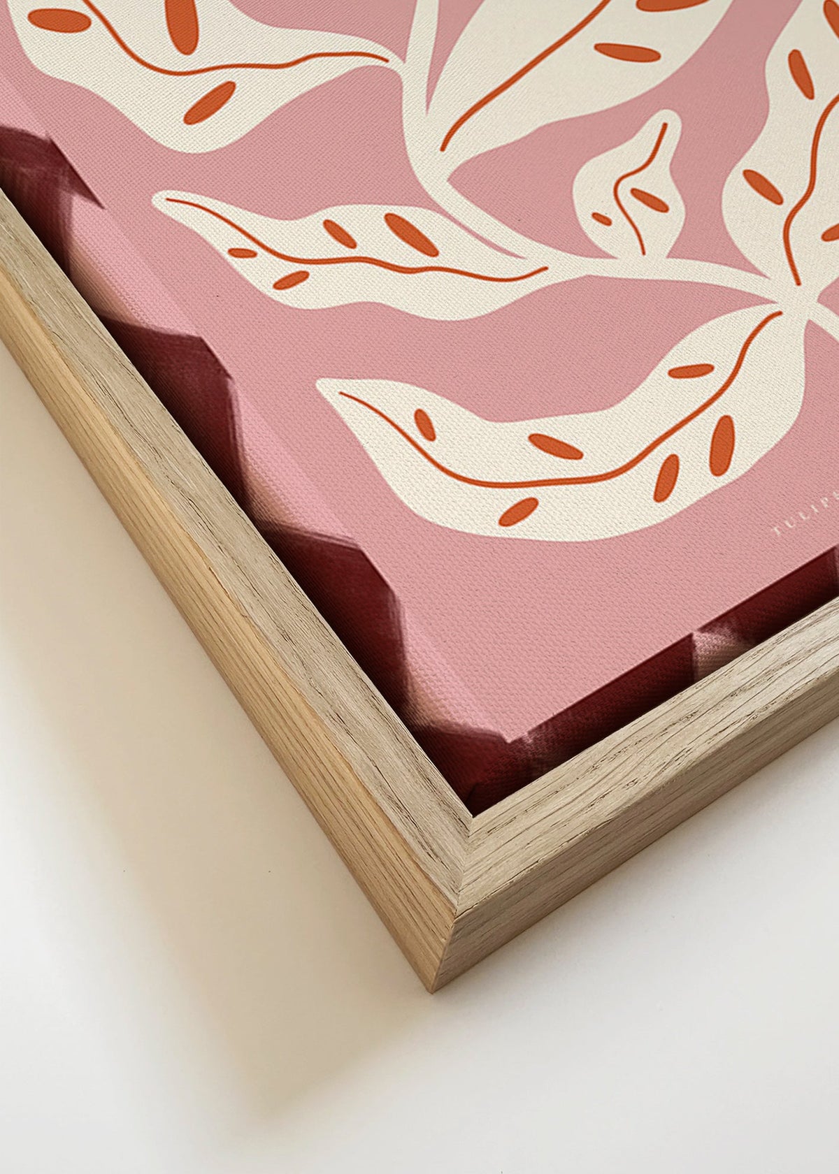 Stampa botanica con fiore stilizzato rosa