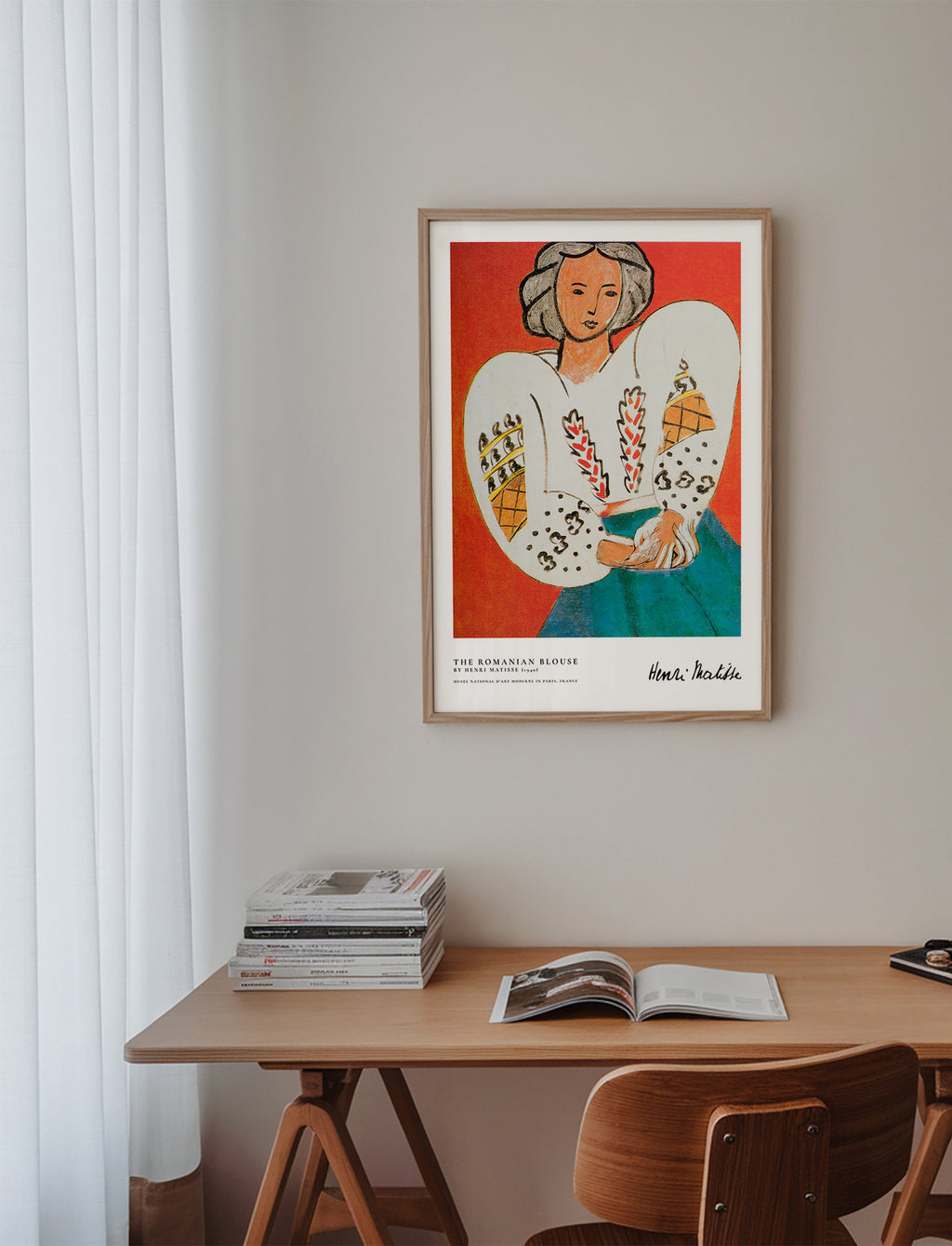 Illustrazione di blusa rumena dal tratto espressivo