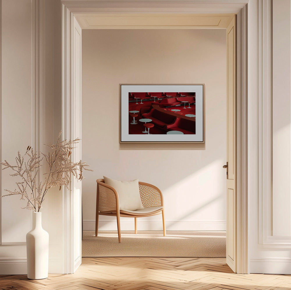 Fotografia lounge rossa con sedute curve