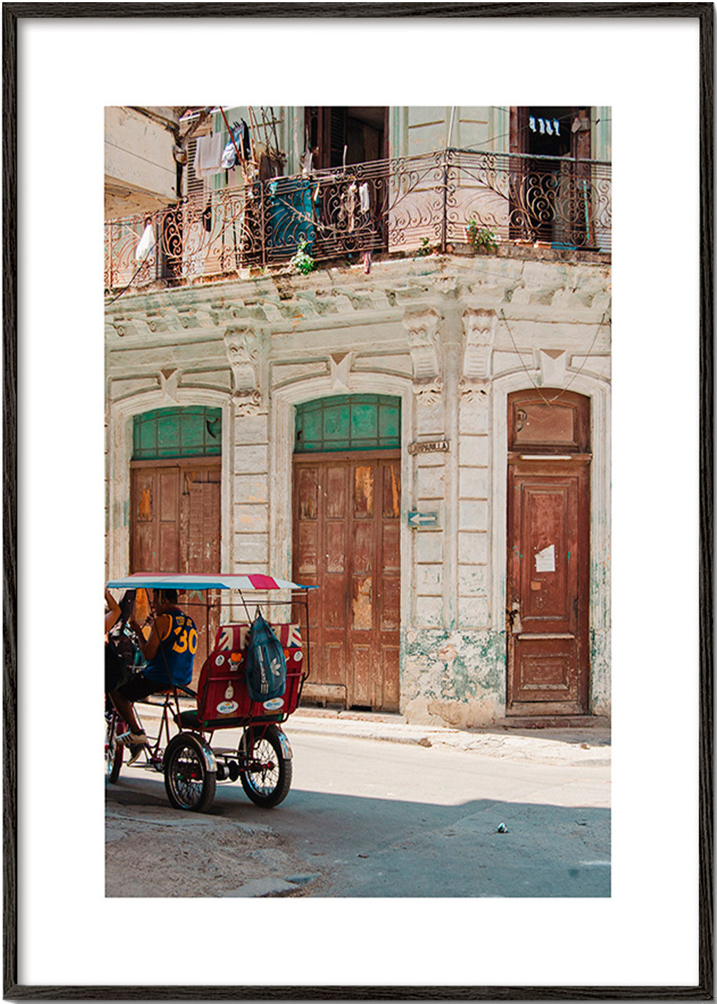Poster di viaggio: facciata habanera con risciò