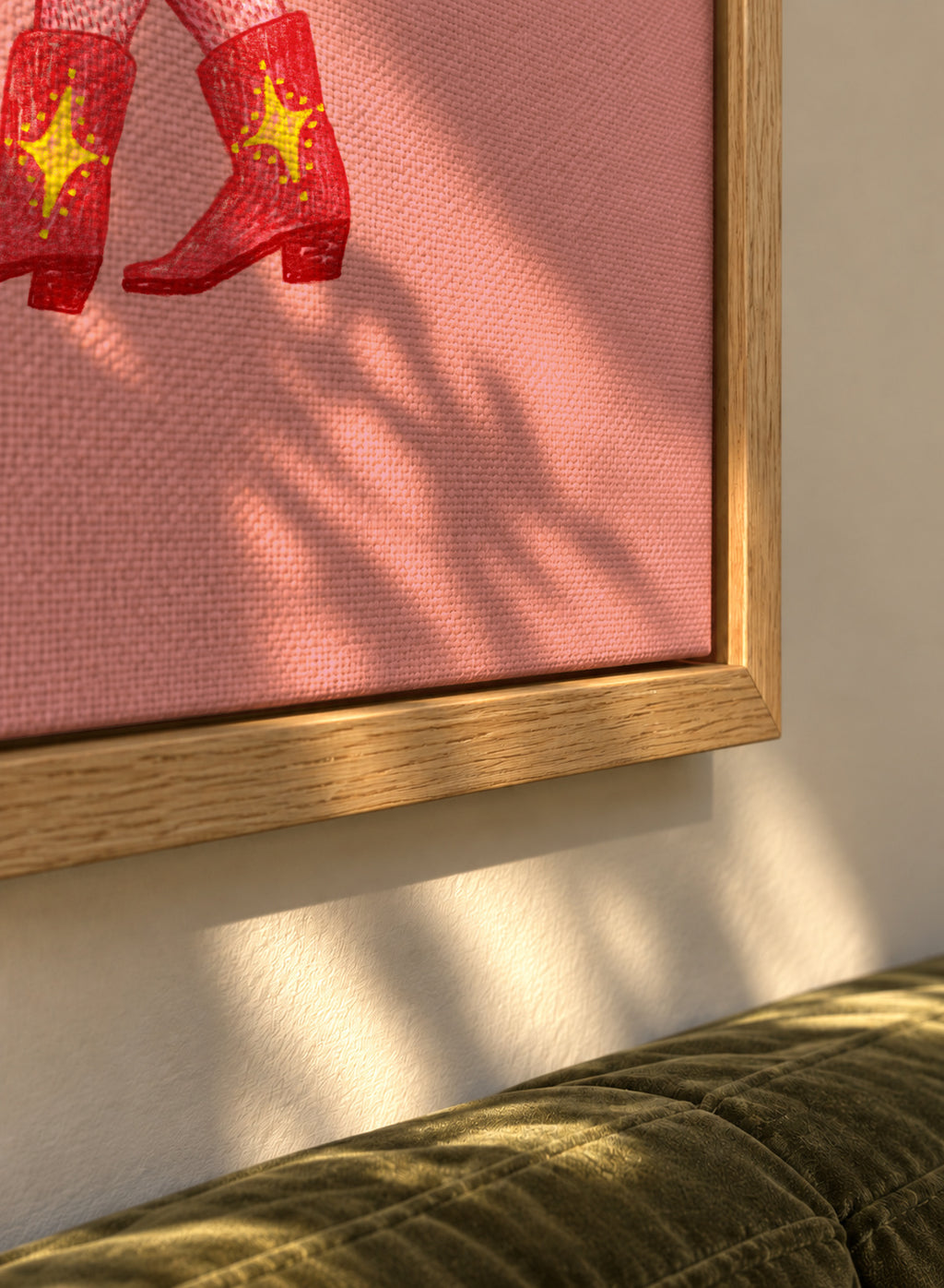 Marjorie the Cowgirl Pig - Framed canvas detail
