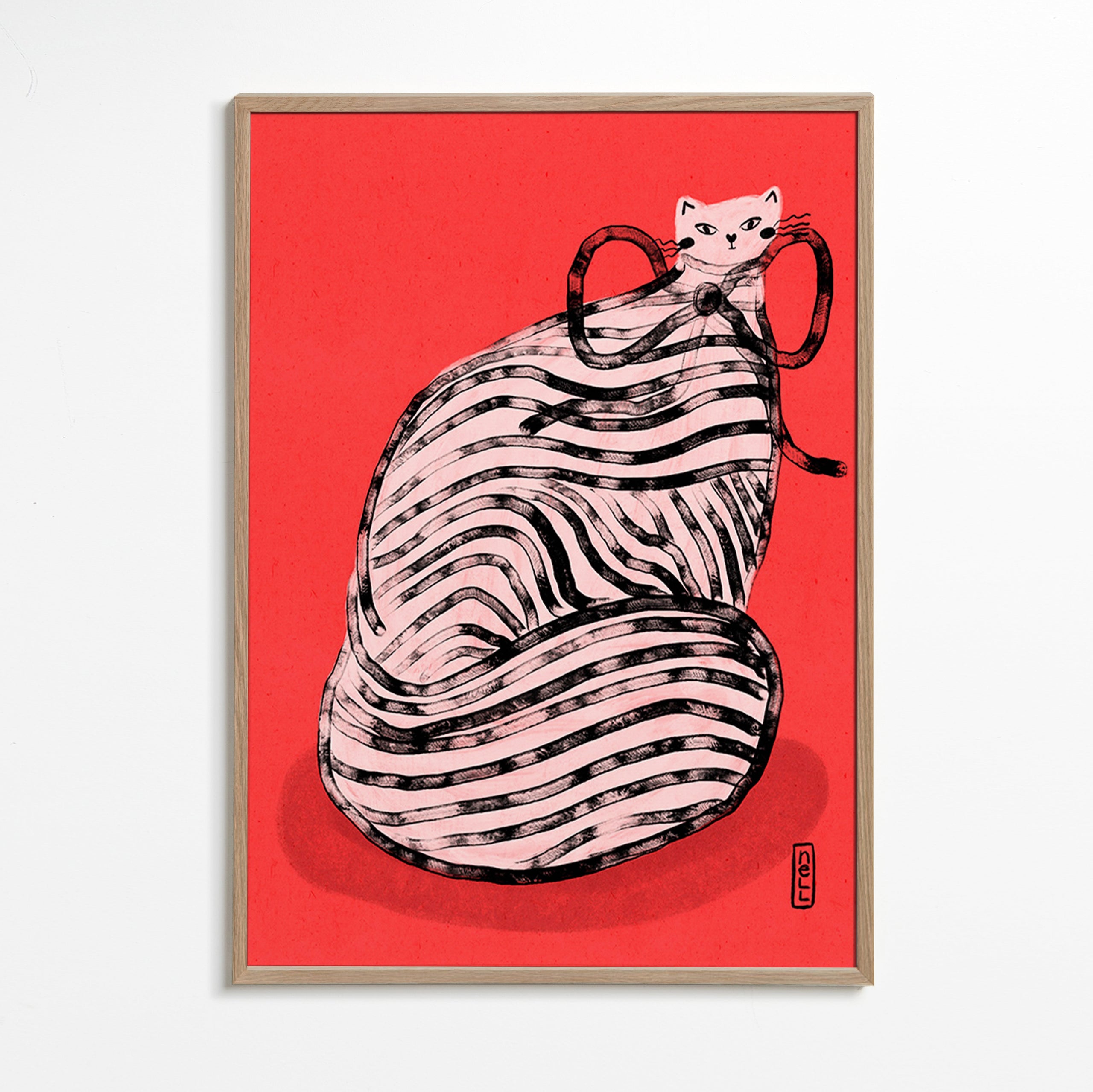 Cuadro gato rayado con toque gráfico – Oak Frame