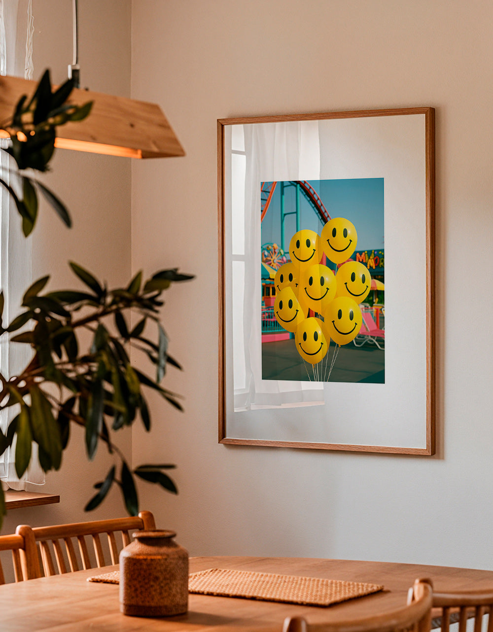 Fotografía de globos sonrientes en feria – Product1