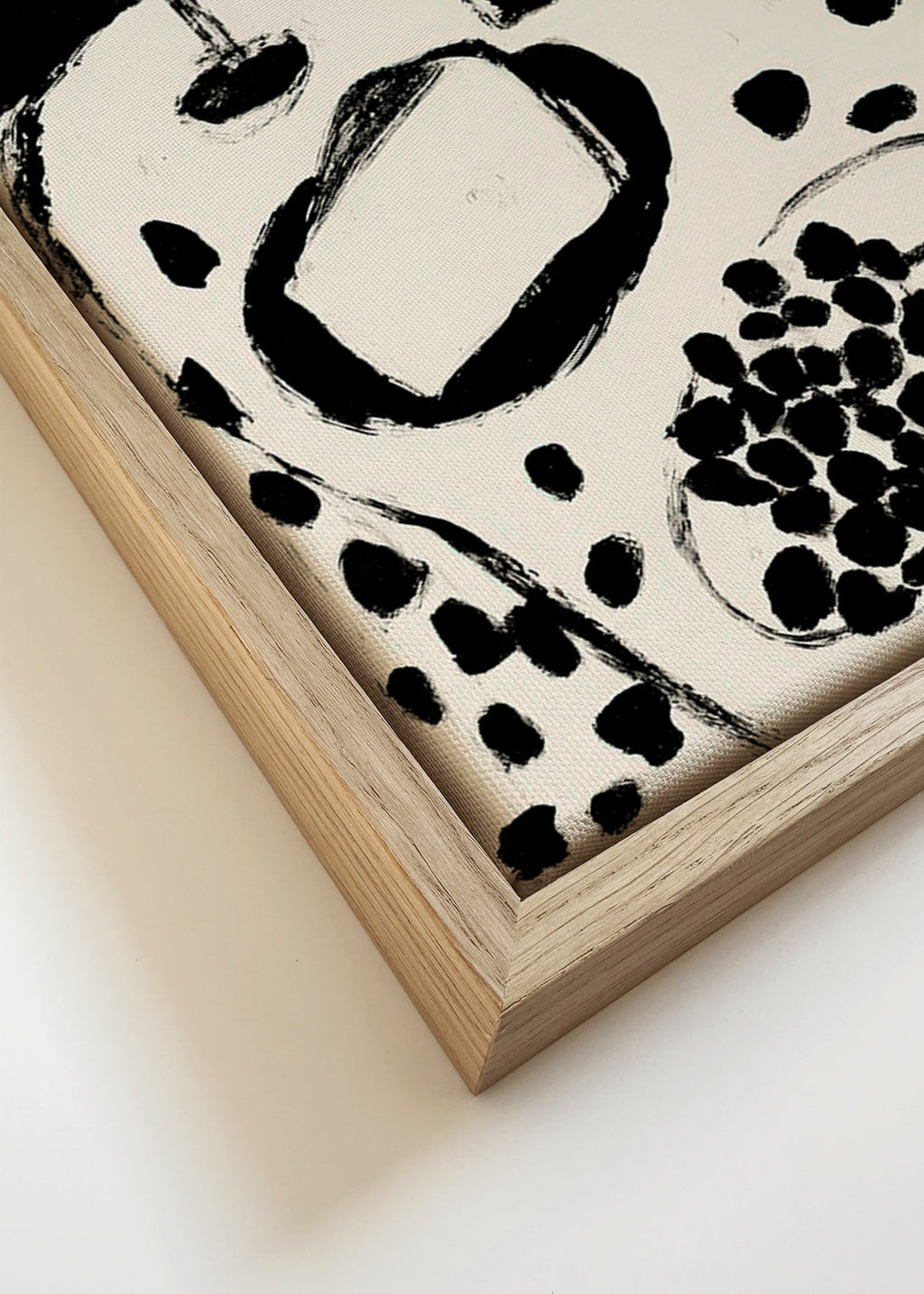 Arte da cucina: bottiglia e uva in monocromo