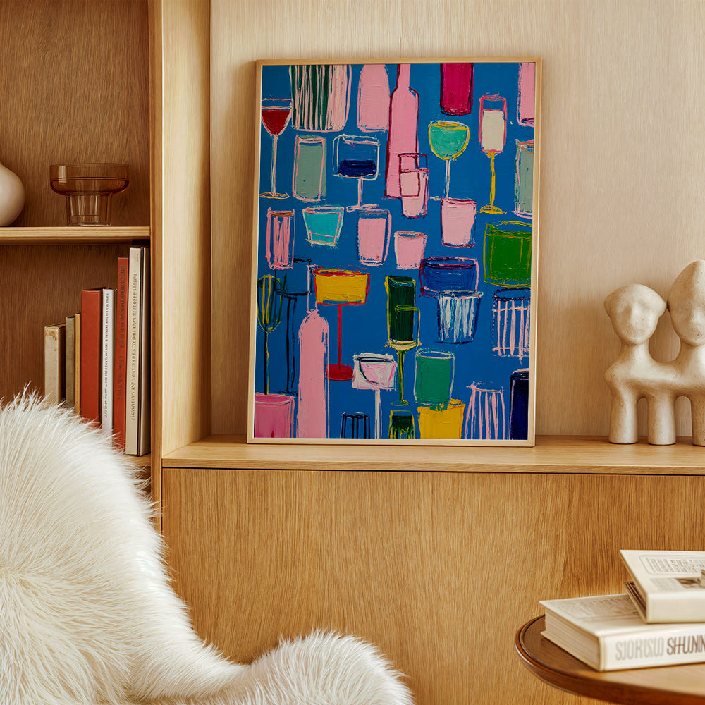 Arte da cucina: cocktail colorati su fondo blu