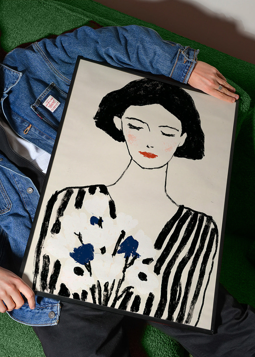 Illustrazione: ritratto femminile con fiori