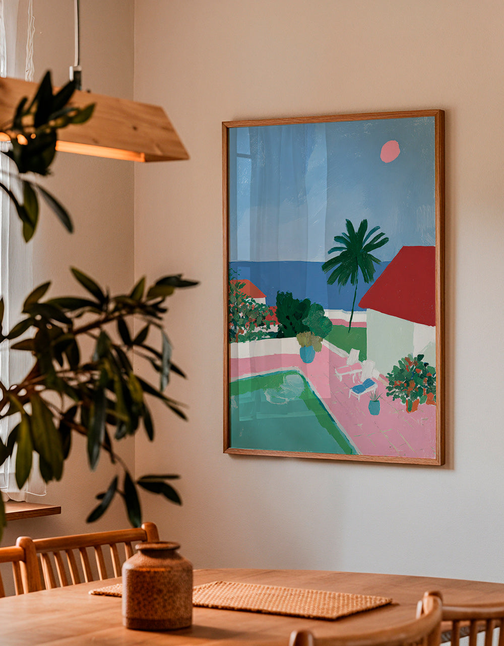 Arte paesaggistica con piscina, palma e tetto rosso