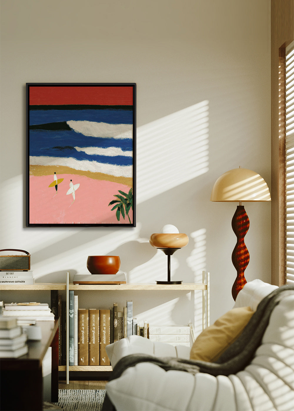 Quadro paesaggio con surfisti e sabbia rosa
