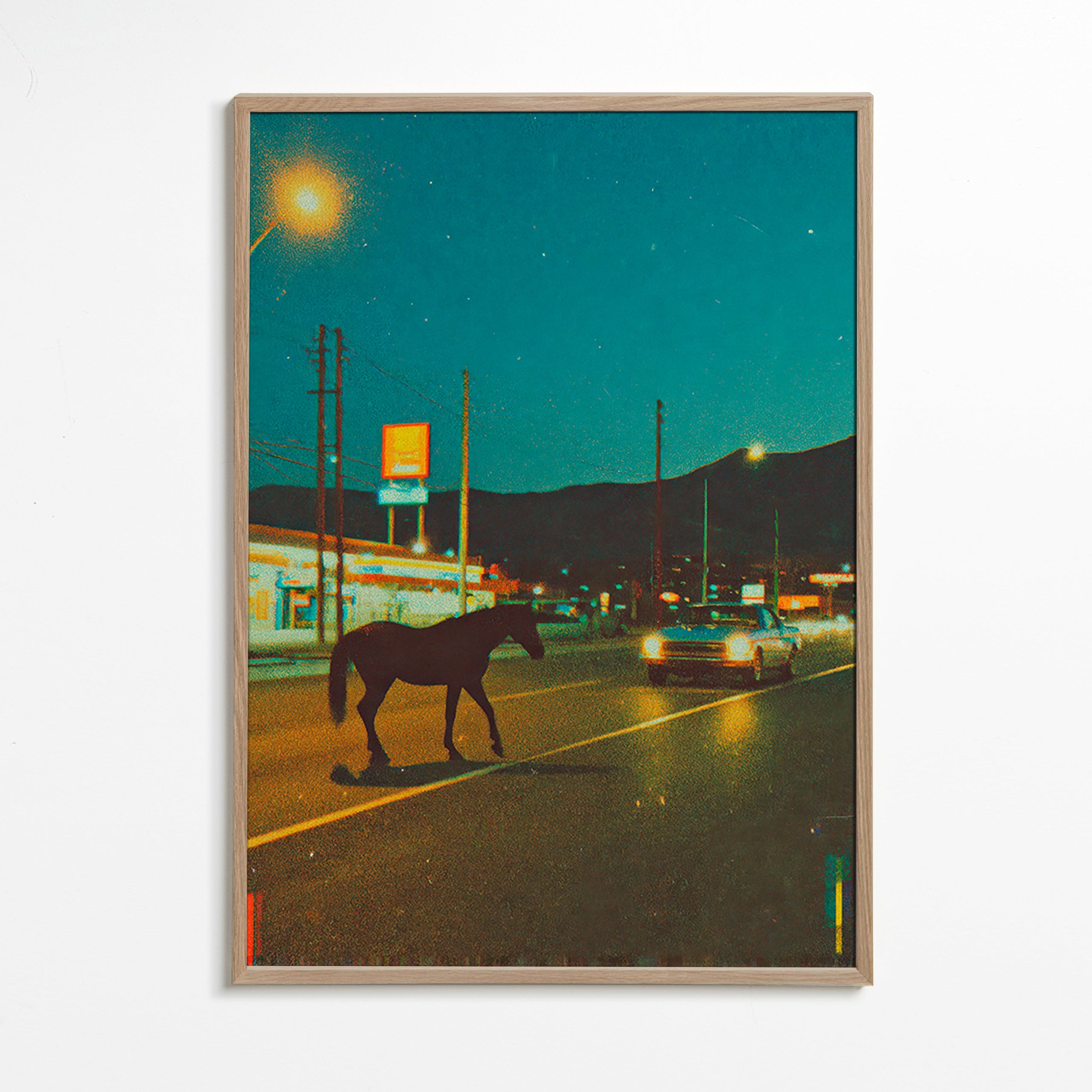 Cavallo notturno sulla strada