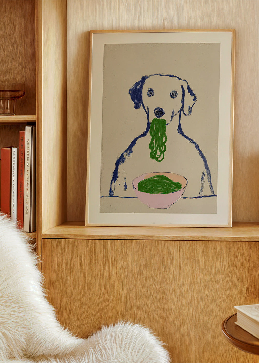 Arte da cucina: cane che mangia noodle