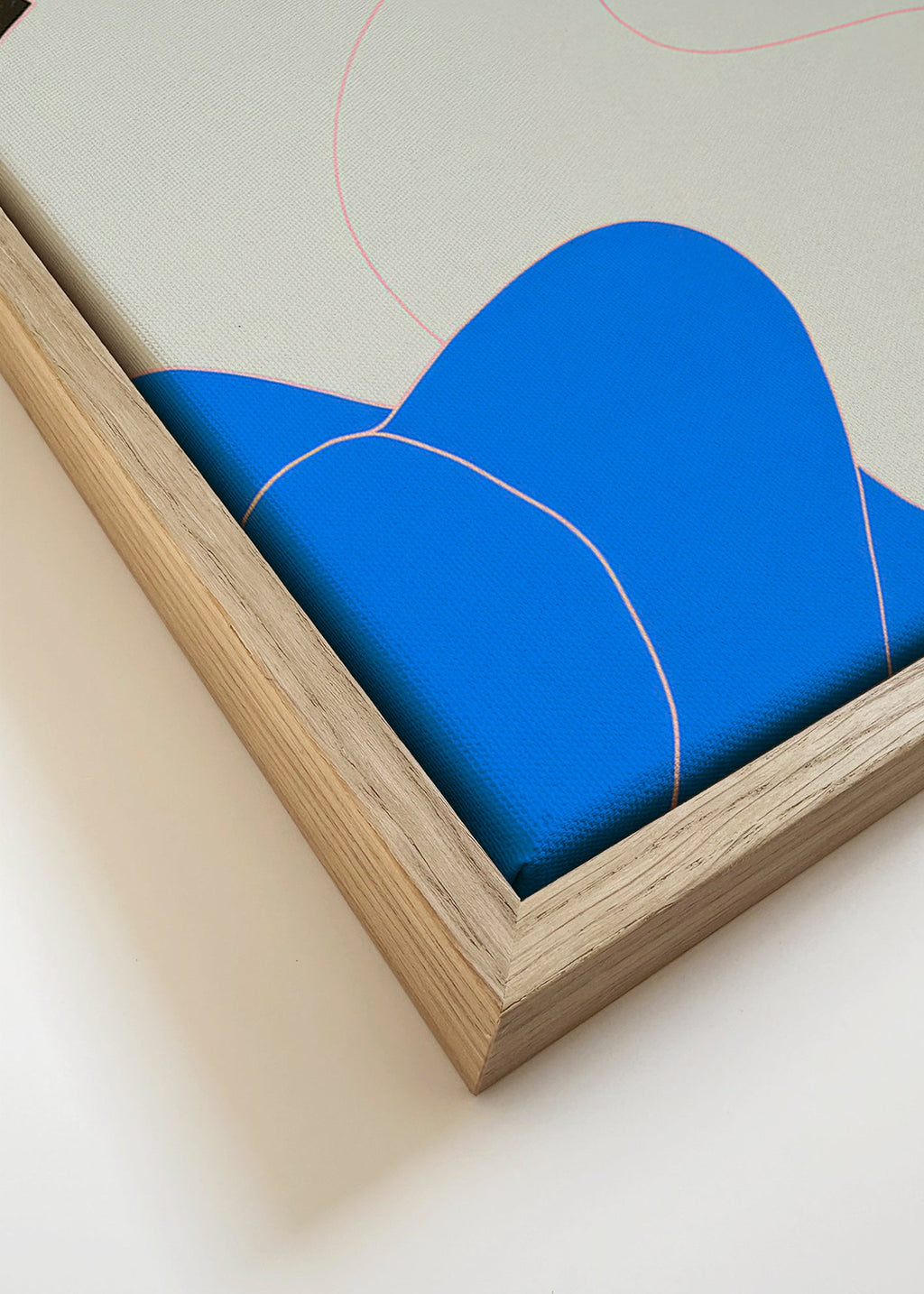 Quadro astratto con forme organiche blu e bianco