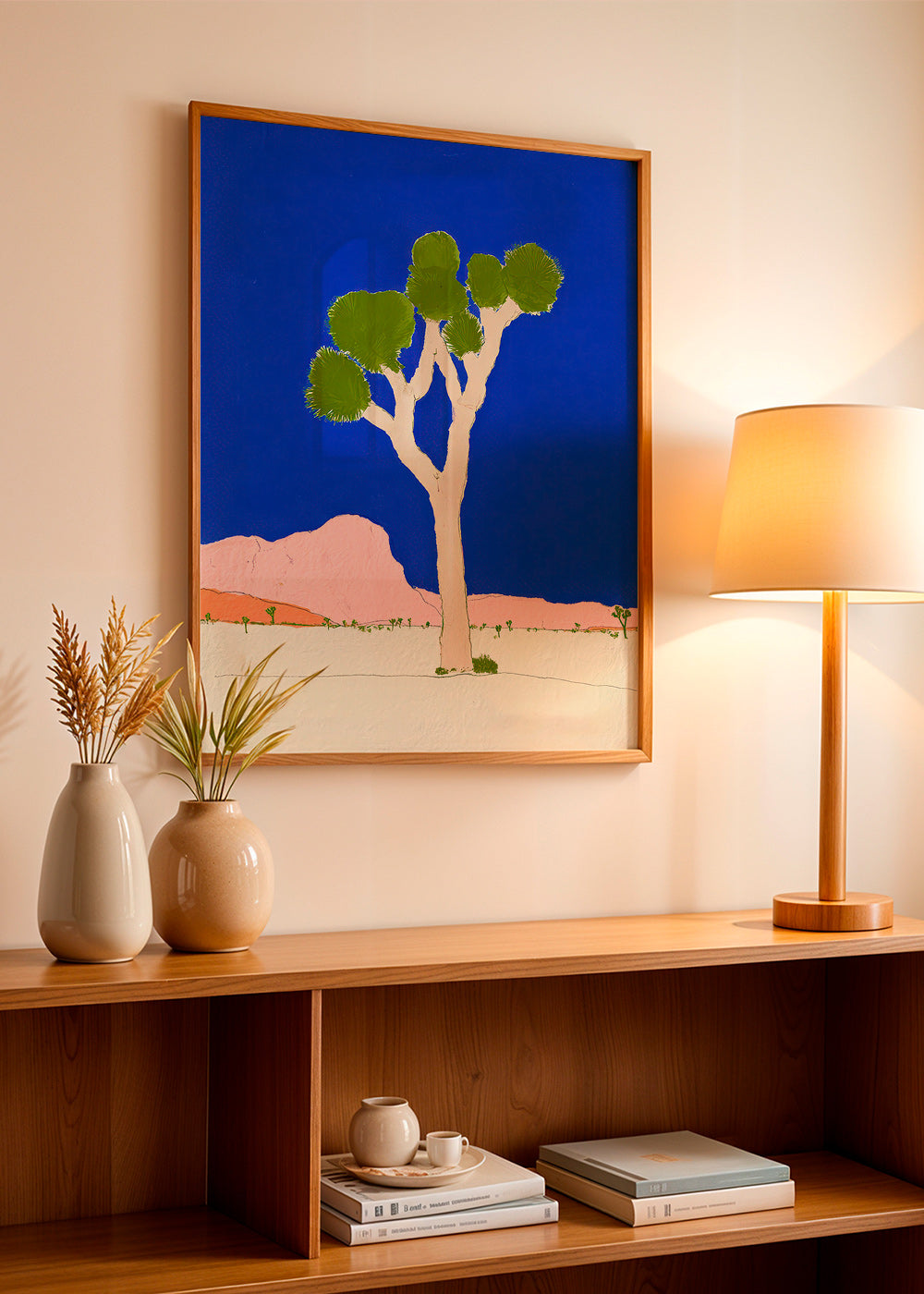 Arte paesaggistico: albero del deserto su cielo blu vivido