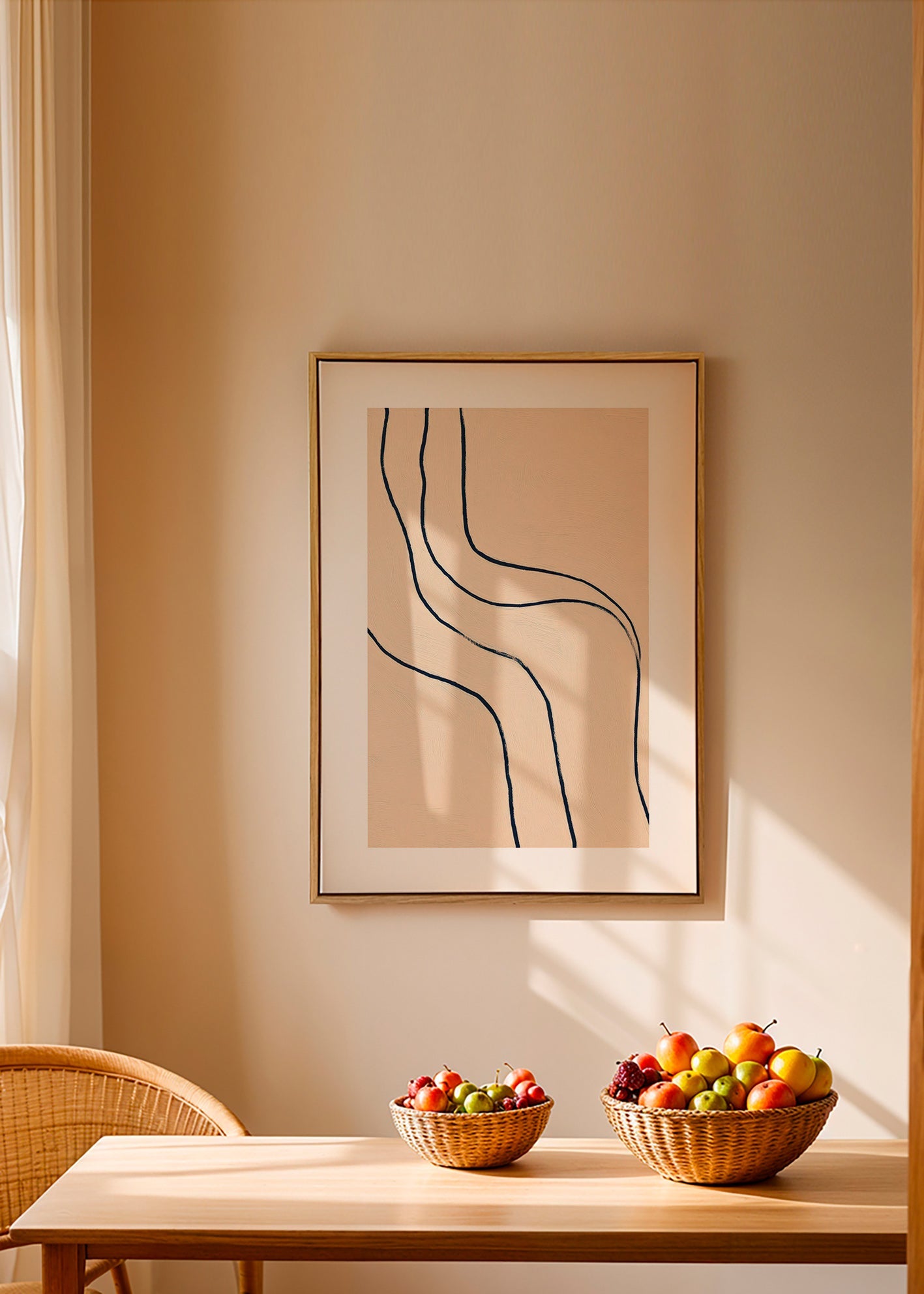 Quadro minimalista con linee fluide su fondo beige