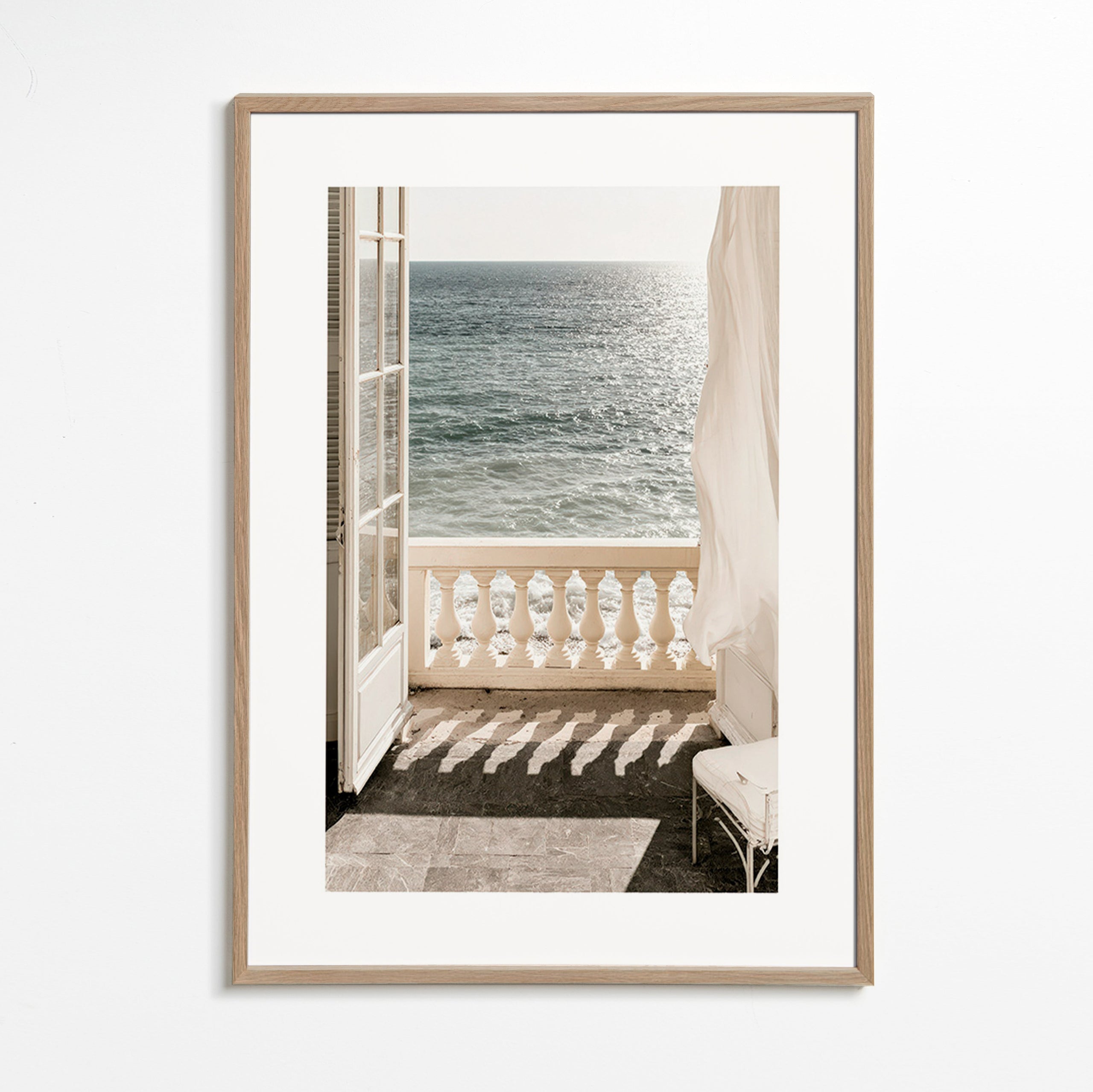 Arte paesaggistica: balcone con vista mare