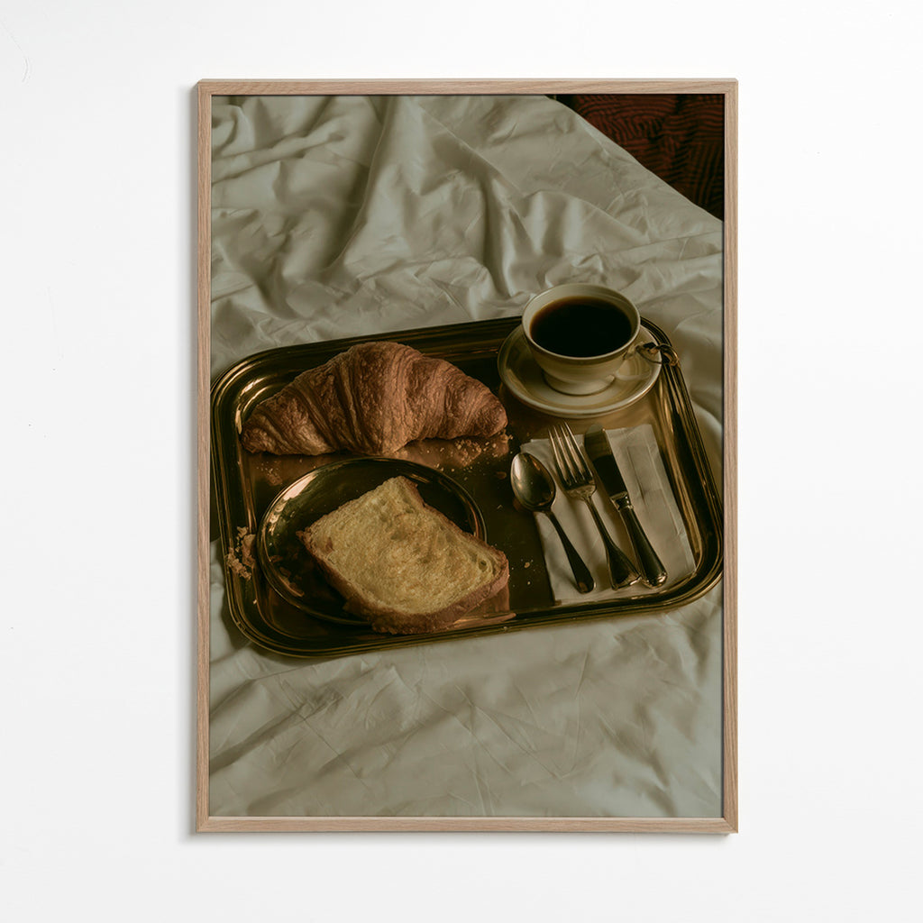 Arte da cucina con colazione su vassoio