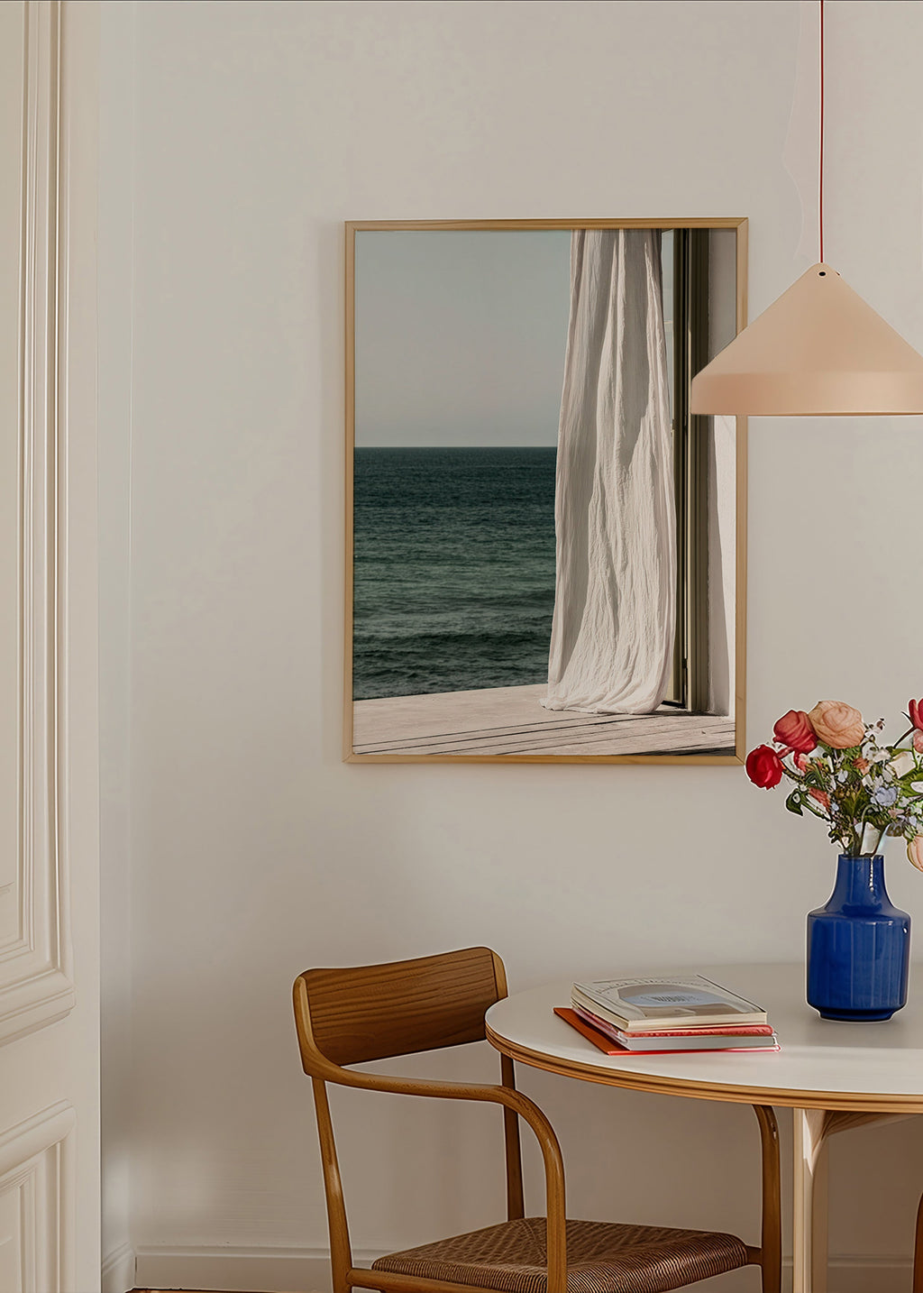 Quadro di paesaggio con tenda sul mare