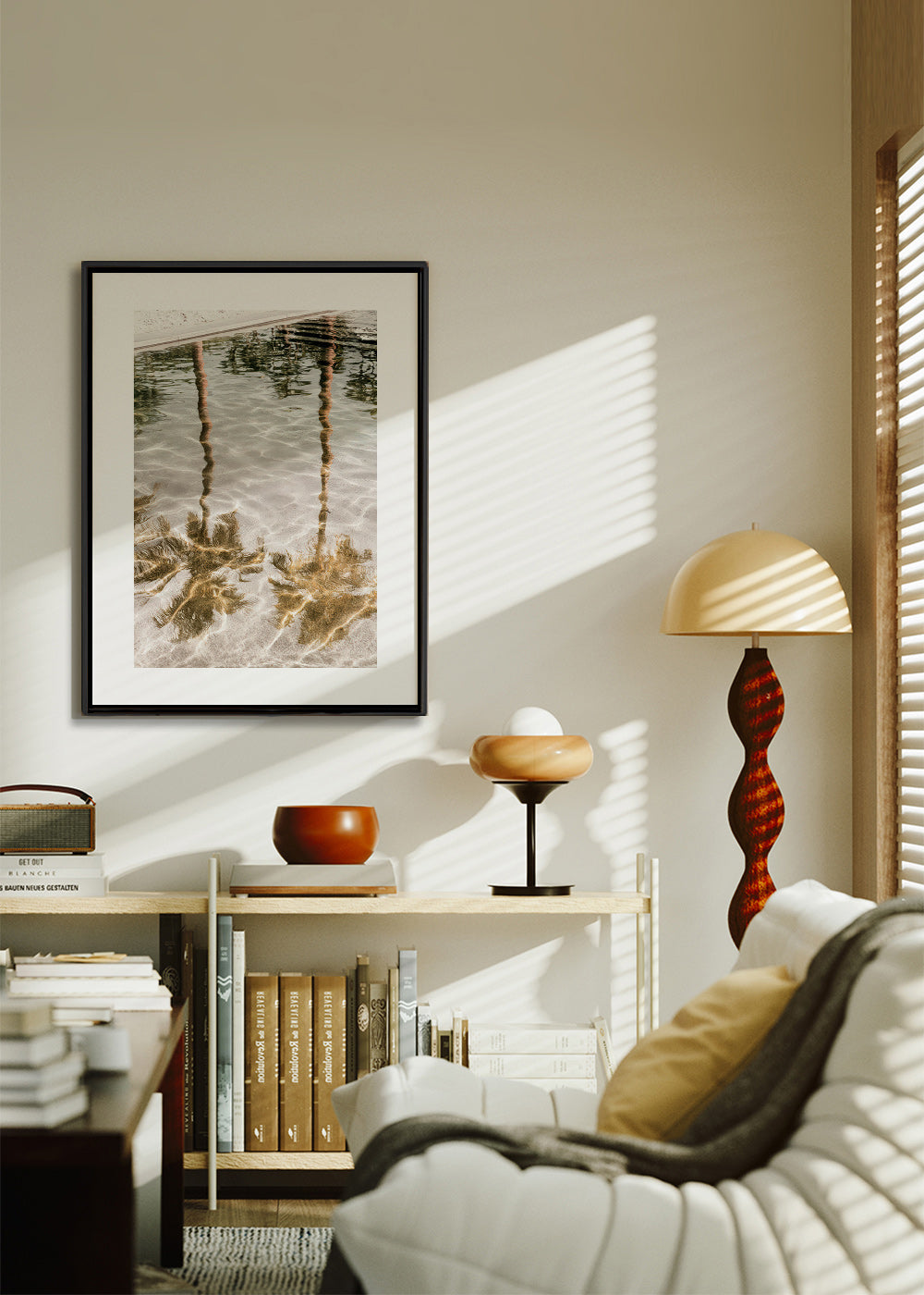 Arte paesaggistica con riflessi di palme