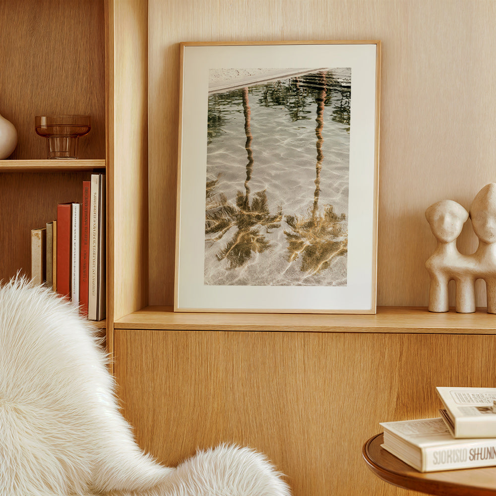 Arte paesaggistica con riflessi di palme