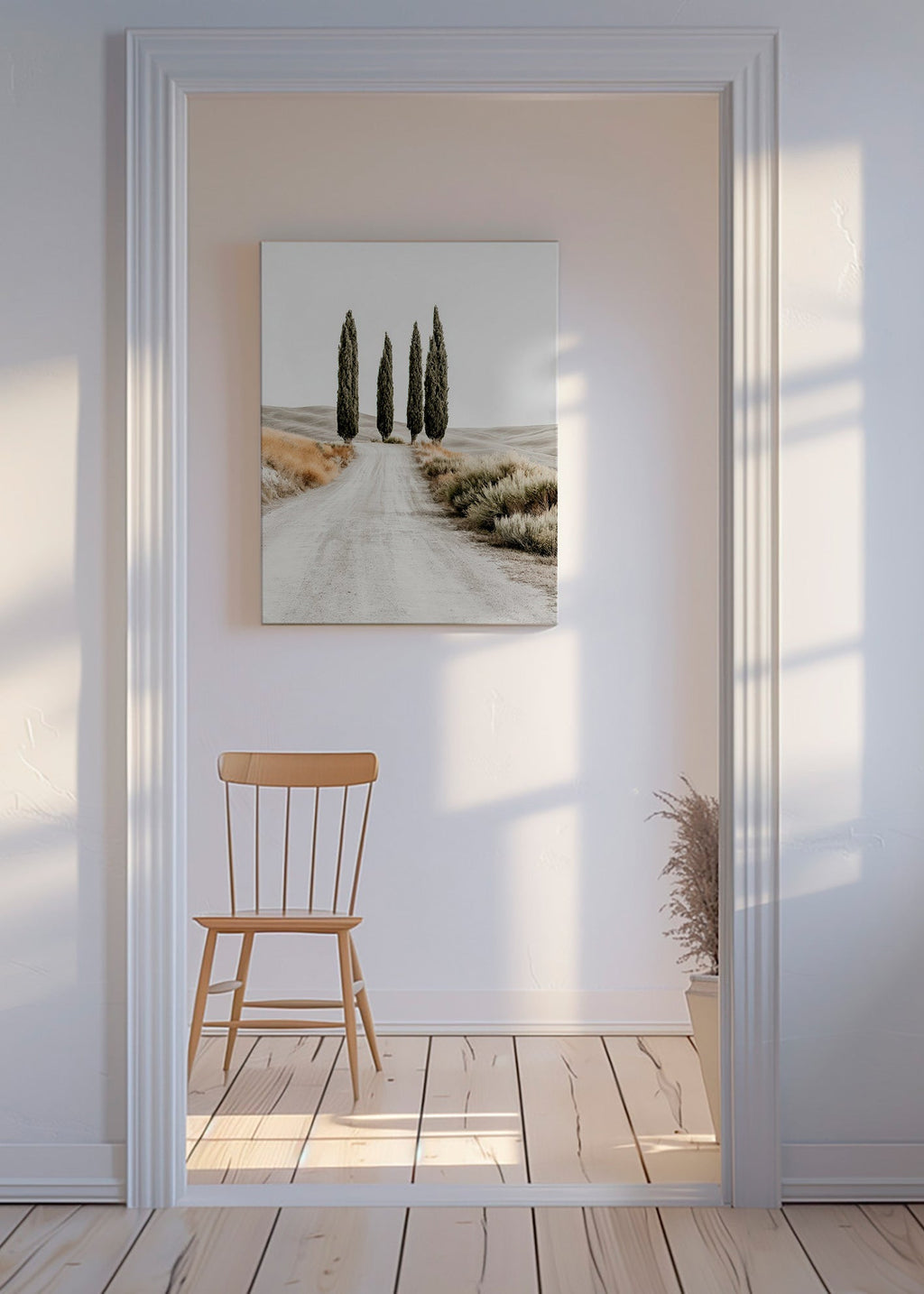 Quadro di paesaggio con cipressi sulla strada